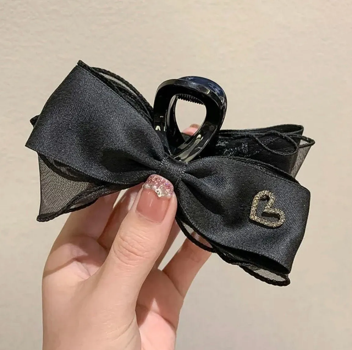 Black & White  Large Hair Bows Barrettes With Heart Stone for Women