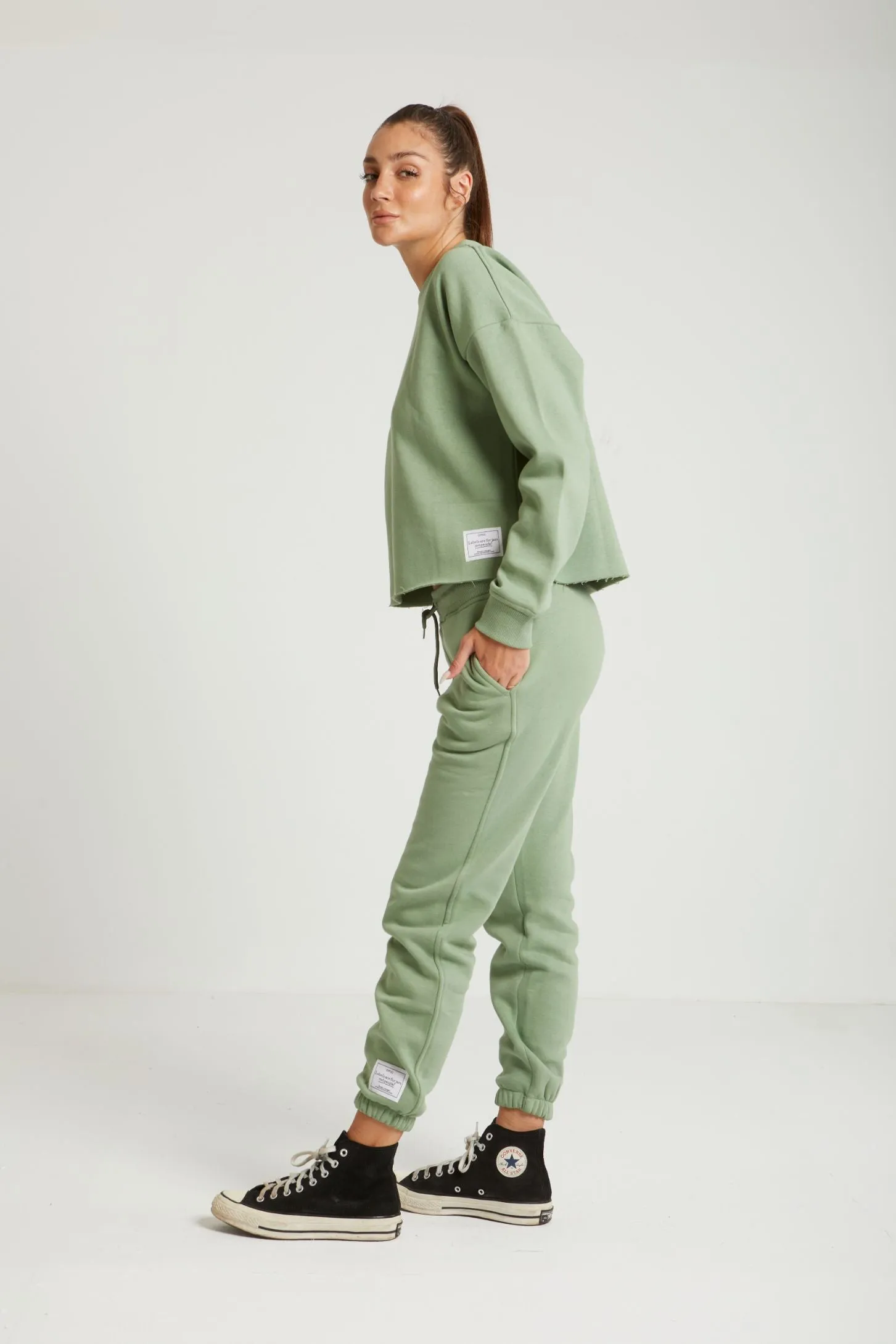 CROPPED ULTIMATE SWEATSHIRT - MINT GREEN