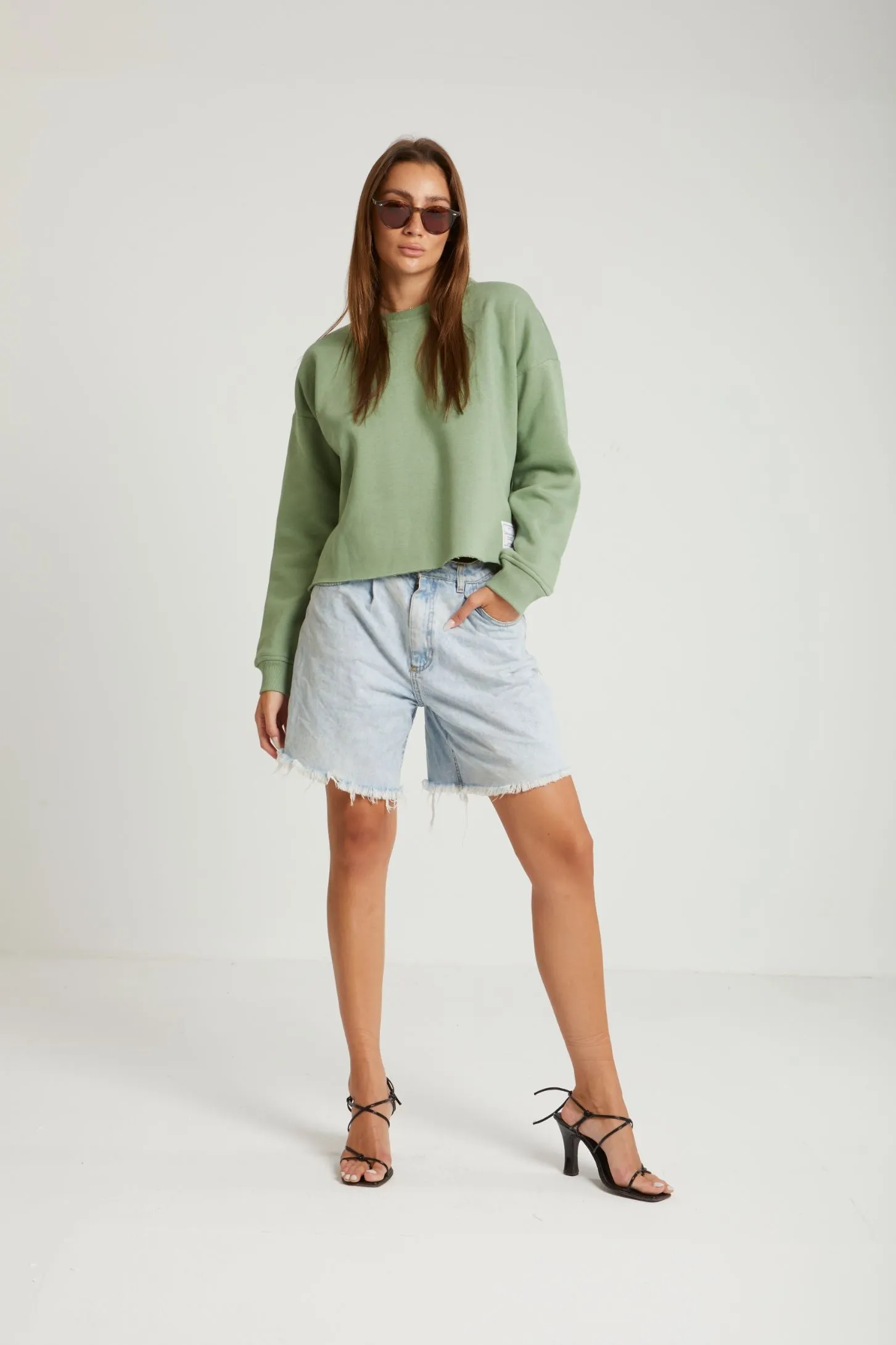 CROPPED ULTIMATE SWEATSHIRT - MINT GREEN