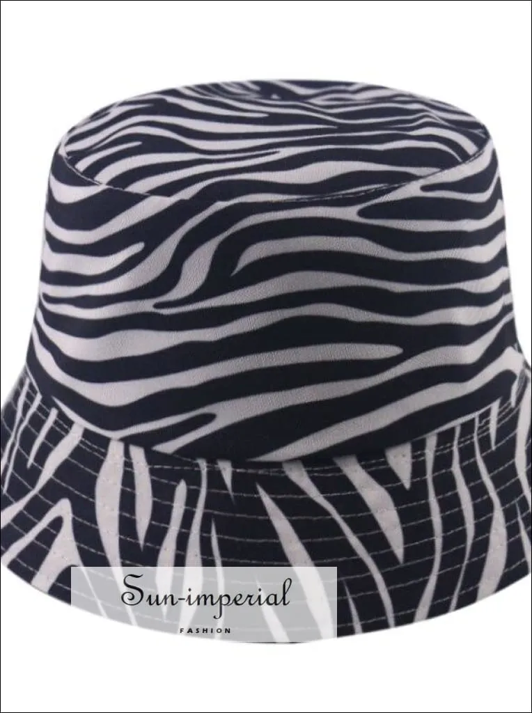 Dollar Print Reversible Black White Cow Pattern Women Bucket Hat