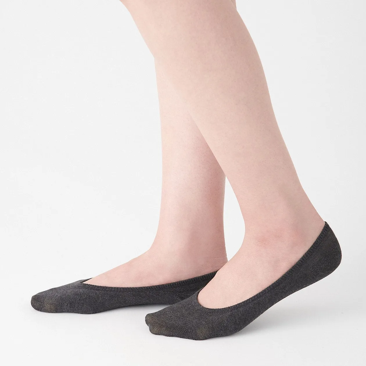 Non-Slip Wide Fit Cotton Blend No-Show Socks