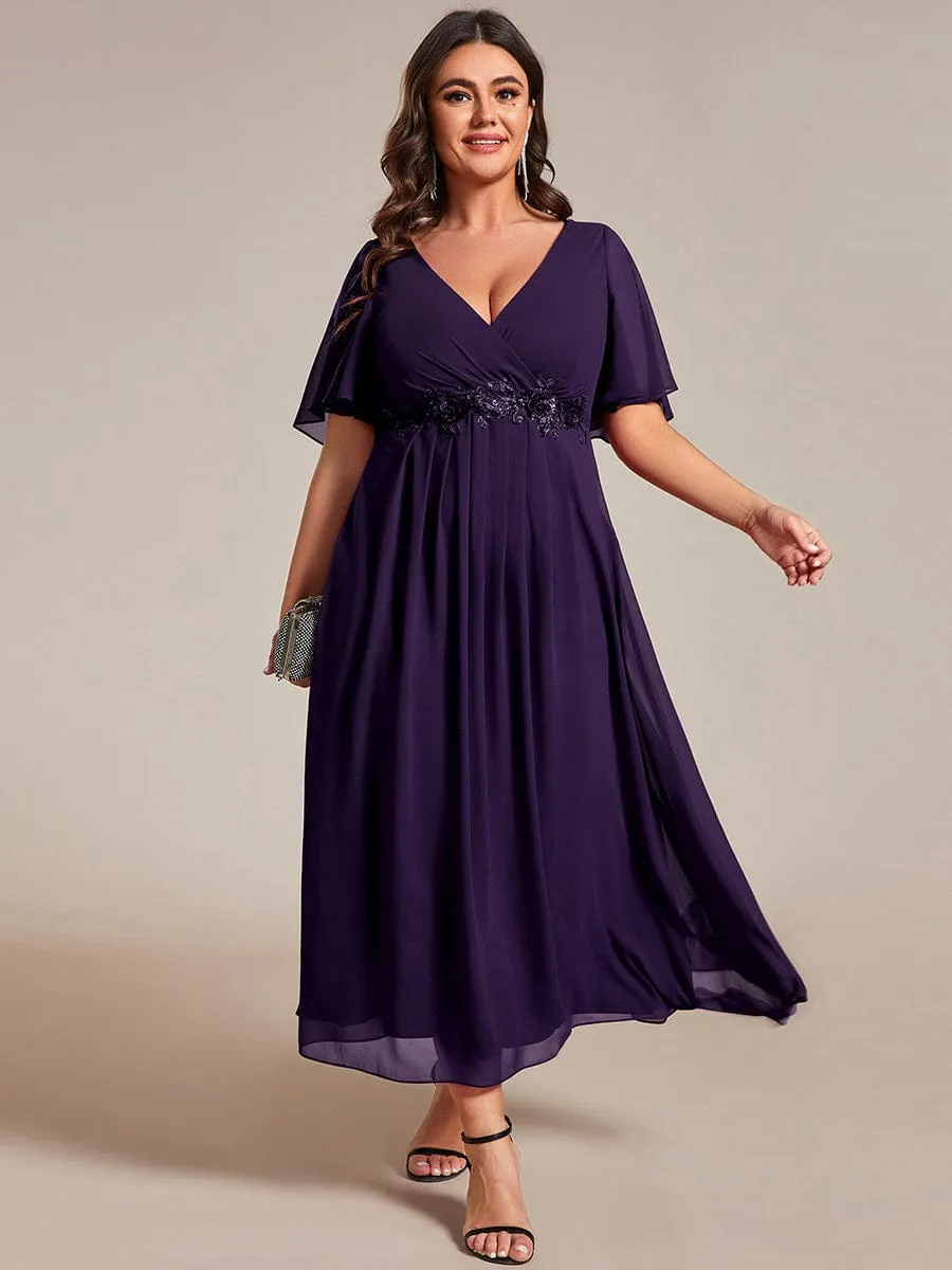 Plus Size Elegant Short Sleeves V-Neck Floral Applique Wedding Guest Dress