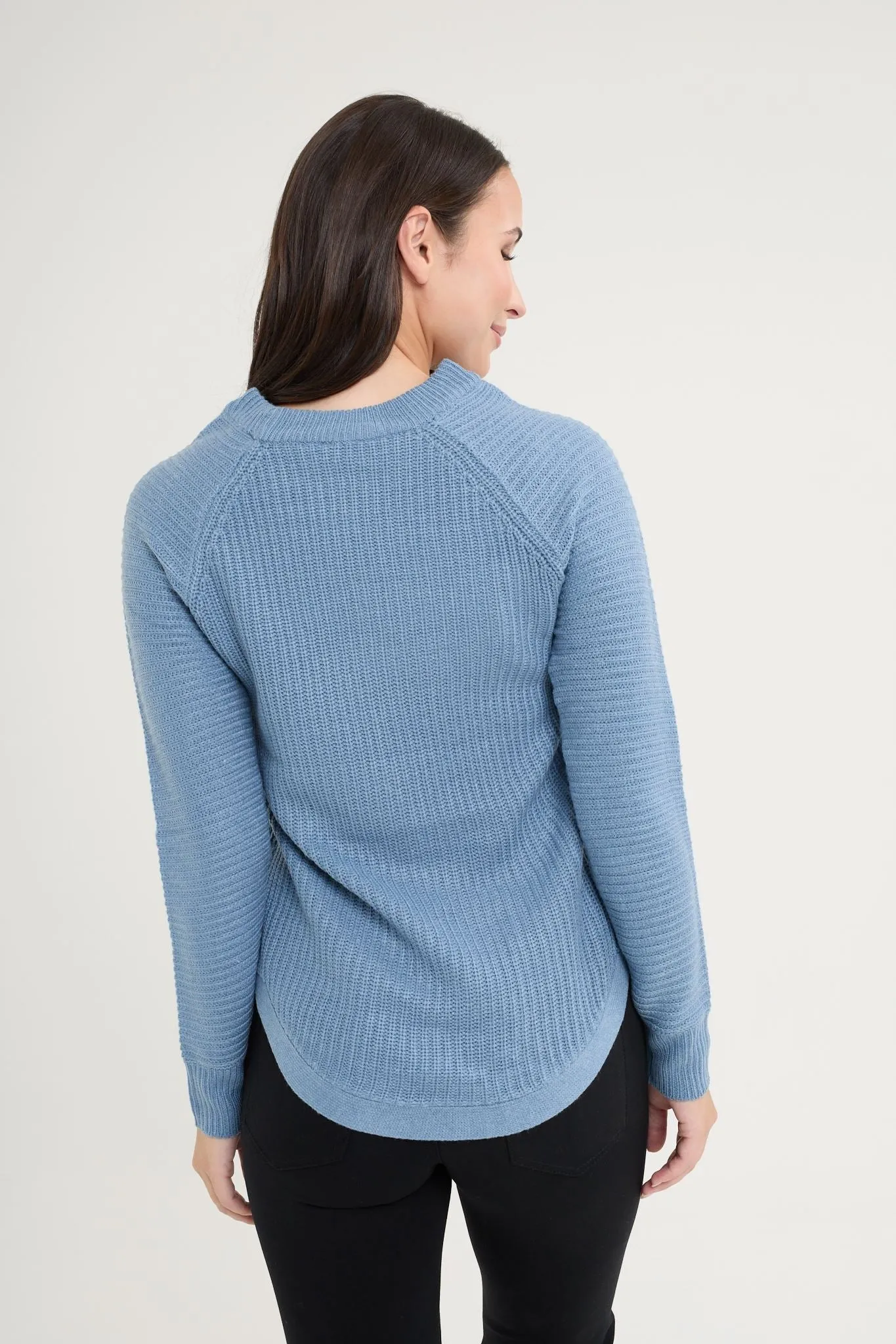 Round neck knit