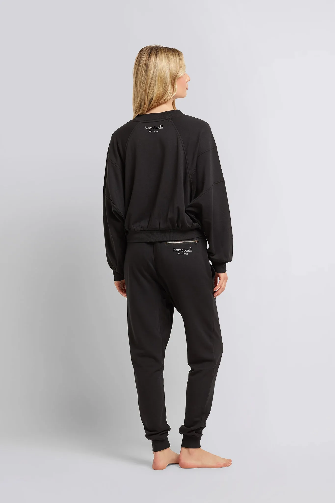 Signature Tracksuit Pant - Black