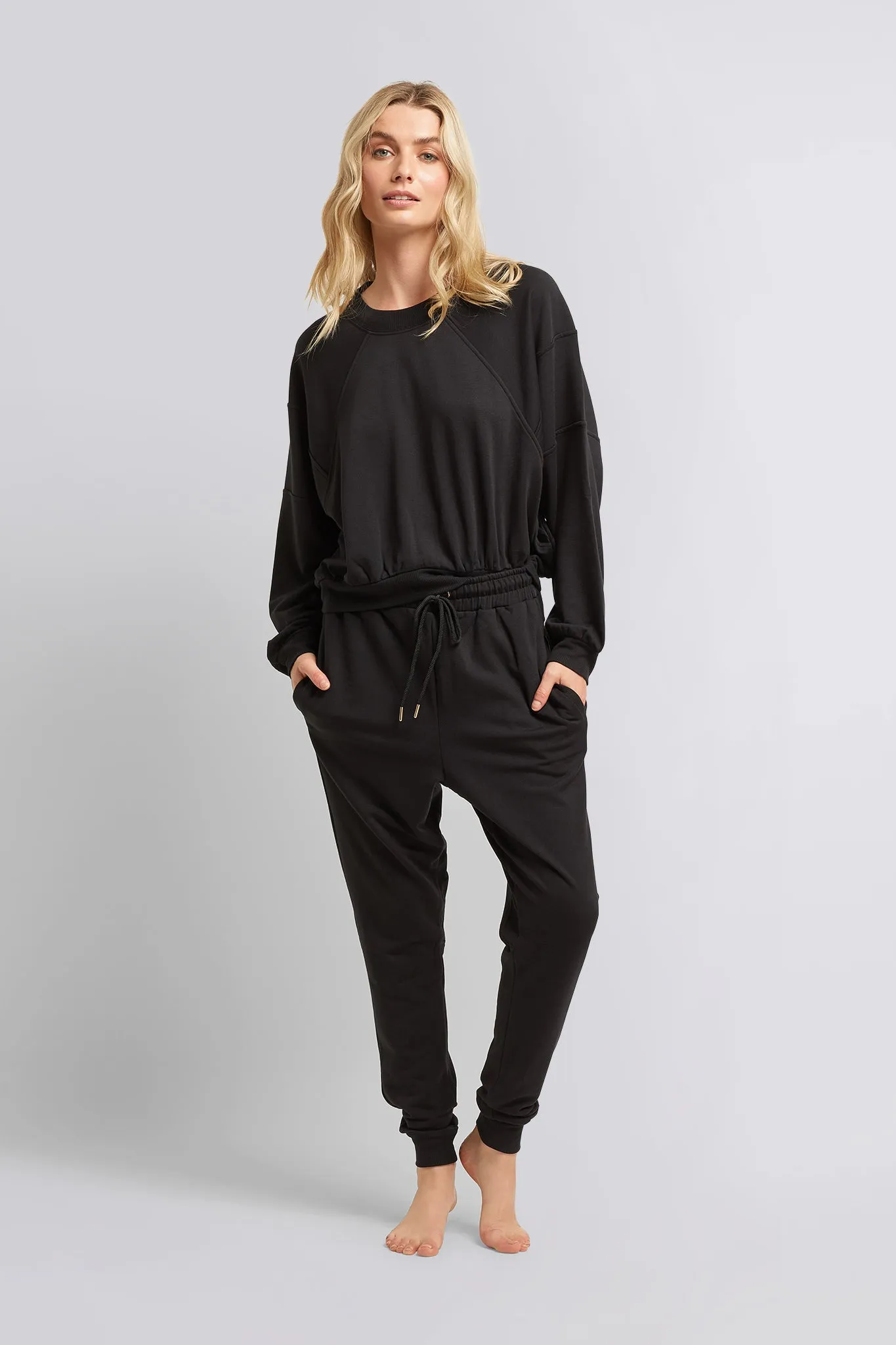 Signature Tracksuit Pant - Black