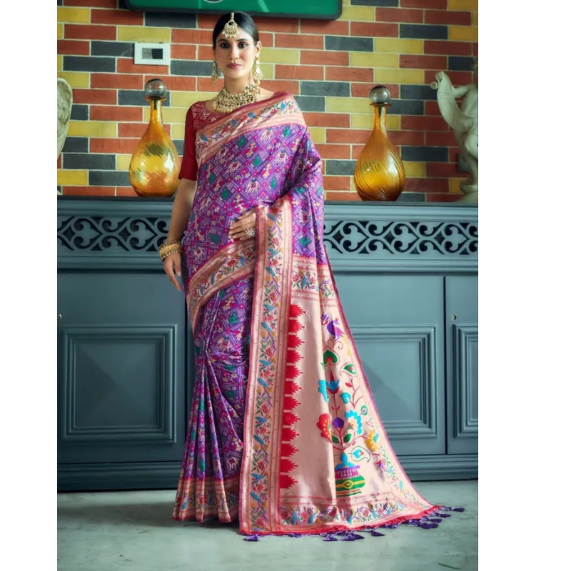 Women Banarasi Soft Silk Patola Saree