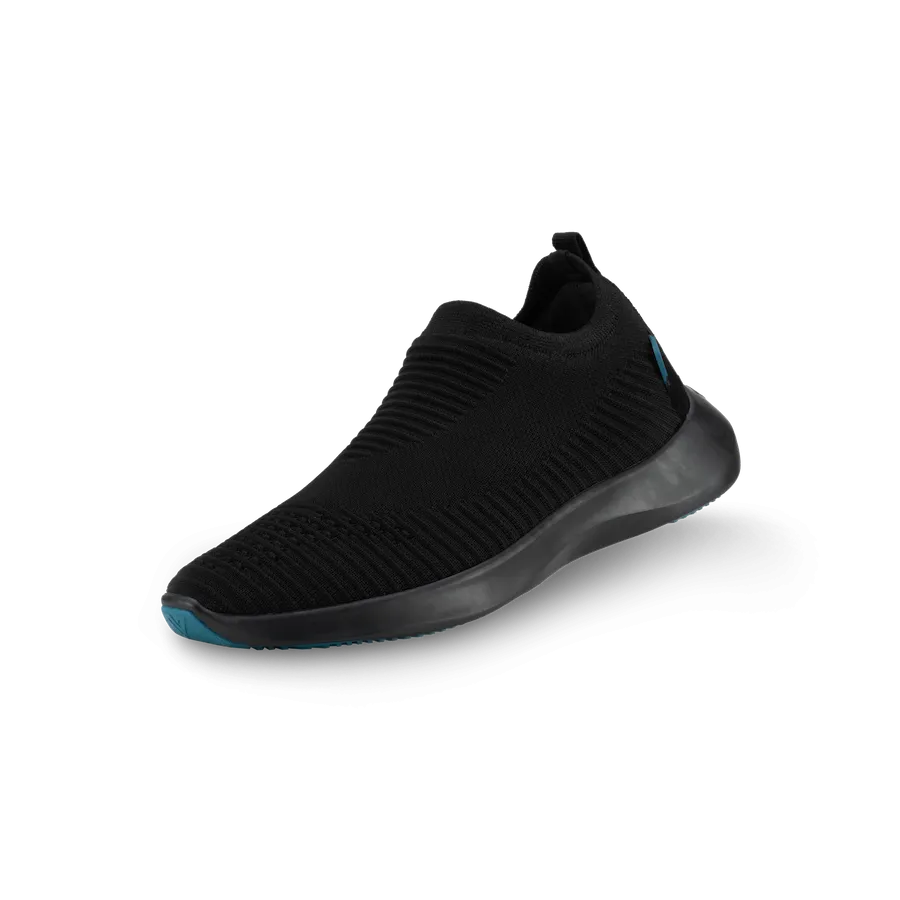 Women's Everyday Move Slip-ons - Onyx Black on Black